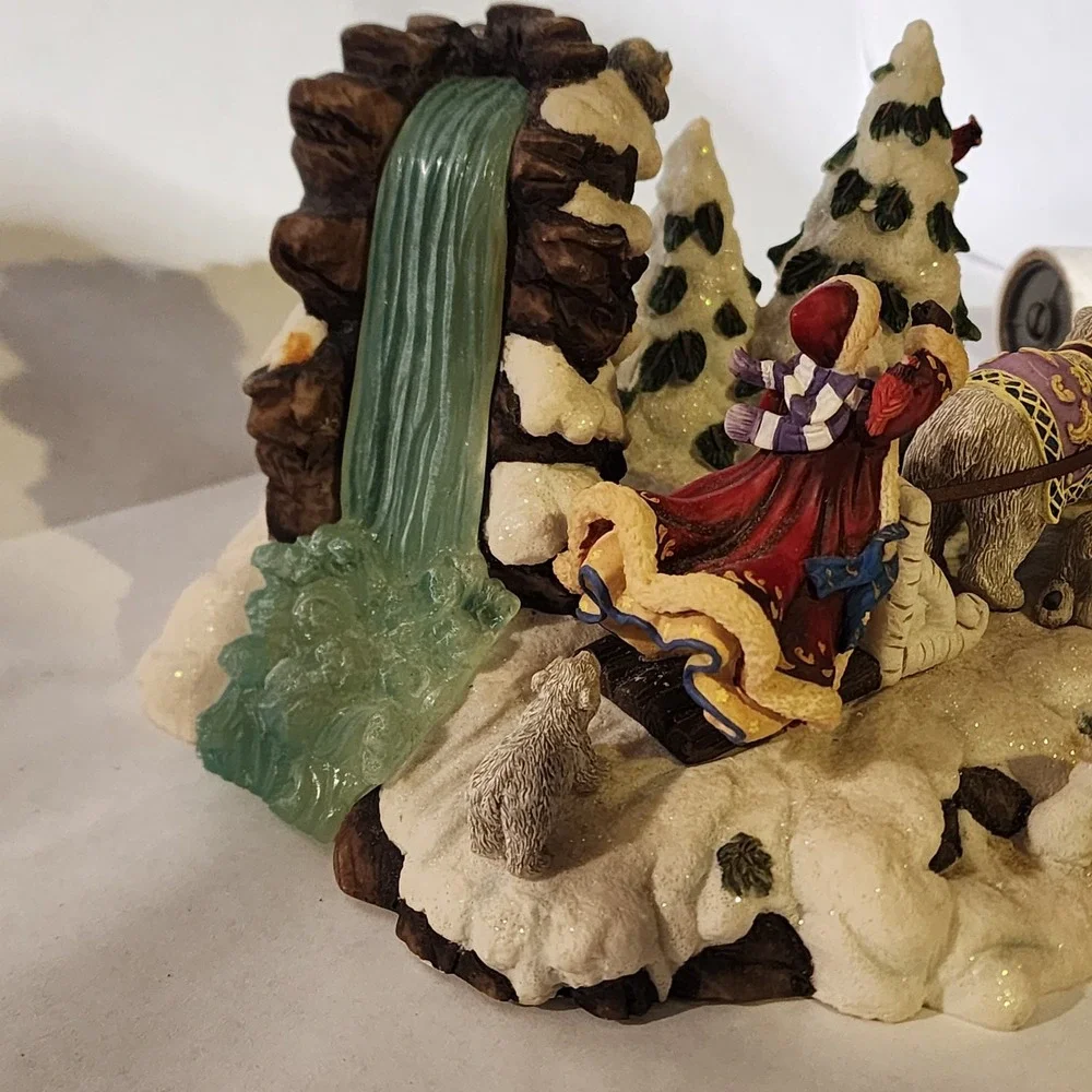 San Francisco Music Box‎ Co. WINTER HARMONY LE Have Yourself Merry Christmas
